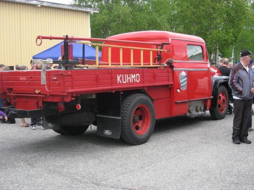 kuhmob kalusto ford paloauto vm55 09